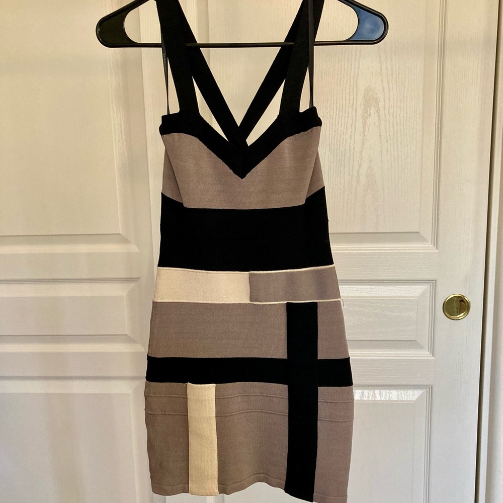 Elegant Black and Beige Color Block Dress